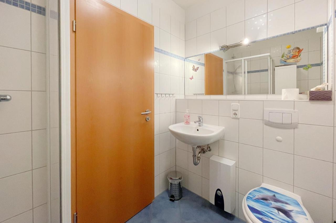 Waldstrasse 8A Ferienwohnung Richter Uckeritz Dış mekan fotoğraf