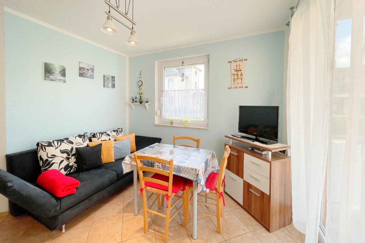 Waldstrasse 8A Ferienwohnung Richter Uckeritz Dış mekan fotoğraf